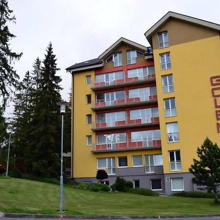 Apartman G4 V Tatranskej Strbe - Apartmanovy Dom Golem Tatrzańska Szczyrba Zewnętrze zdjęcie