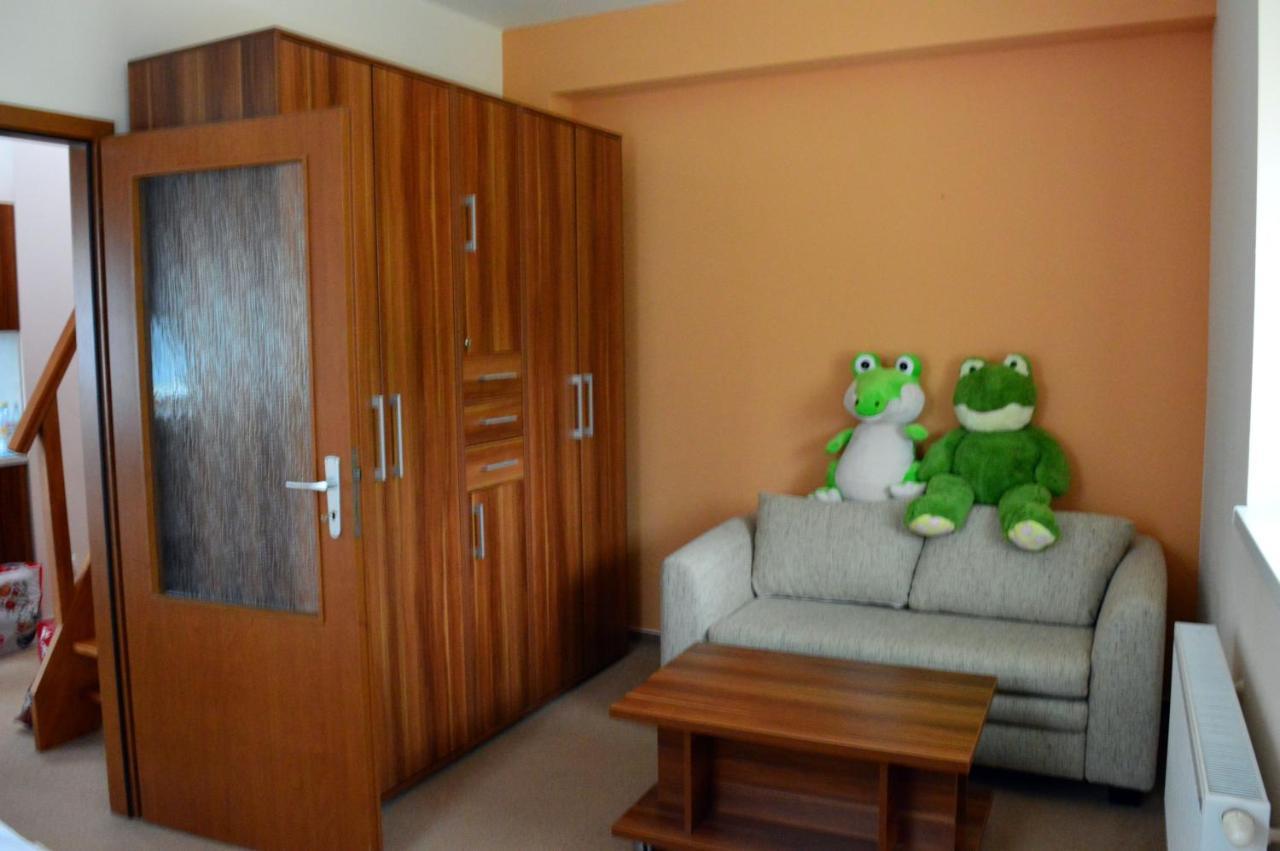 Apartman G4 V Tatranskej Strbe - Apartmanovy Dom Golem Tatrzańska Szczyrba Zewnętrze zdjęcie