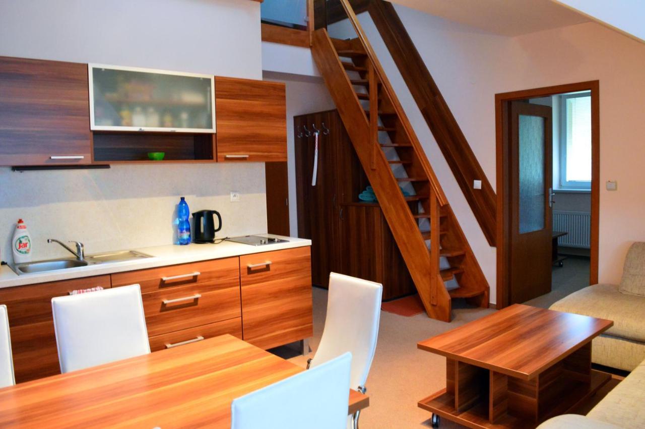 Apartman G4 V Tatranskej Strbe - Apartmanovy Dom Golem Tatrzańska Szczyrba Zewnętrze zdjęcie